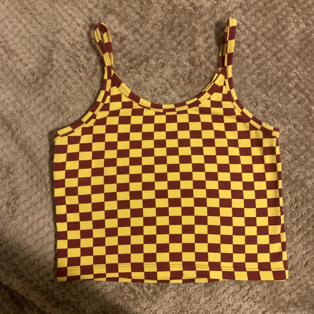 shopARQ crop tank